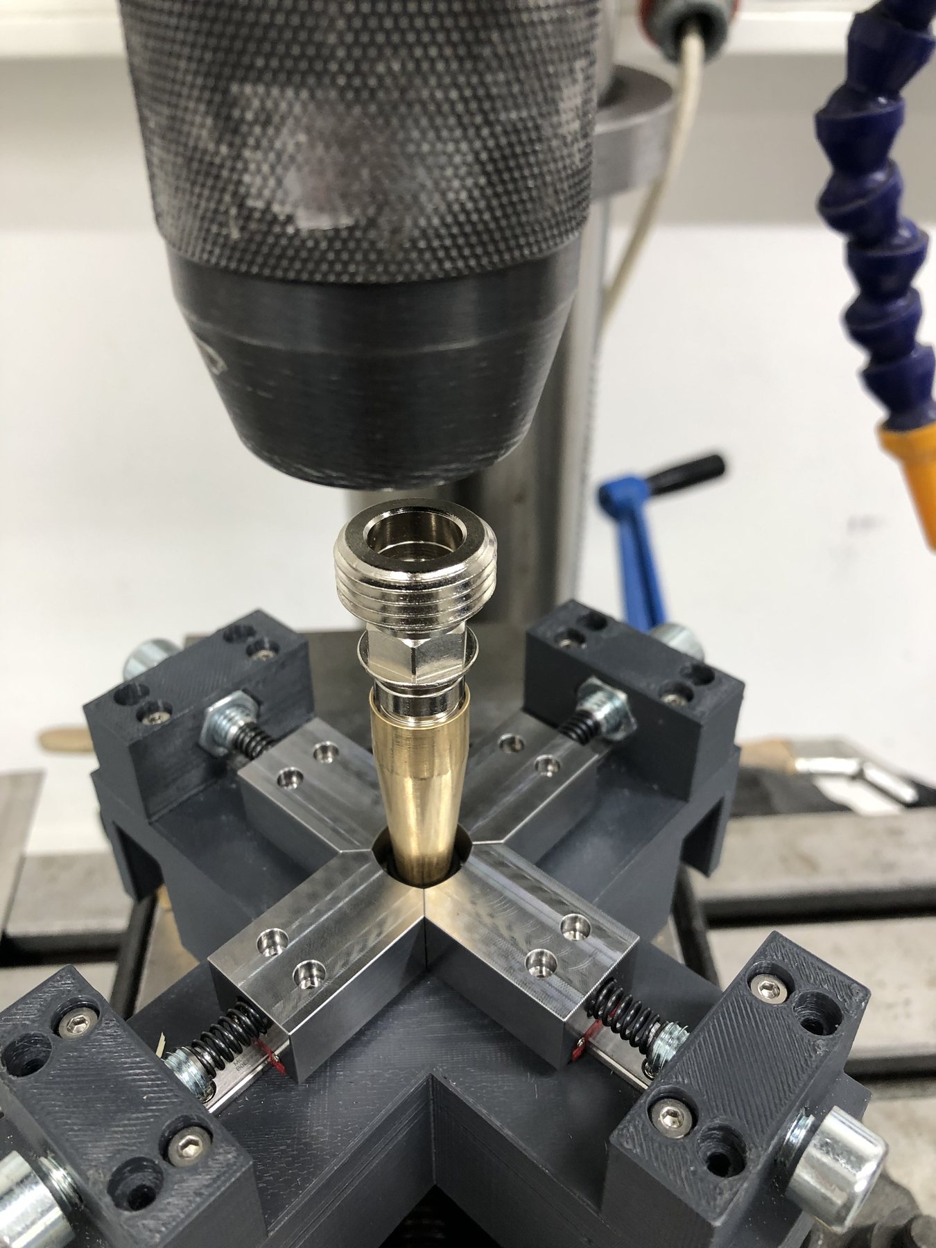 The automated O-ring assembly module from my bachelor thesis at Clage